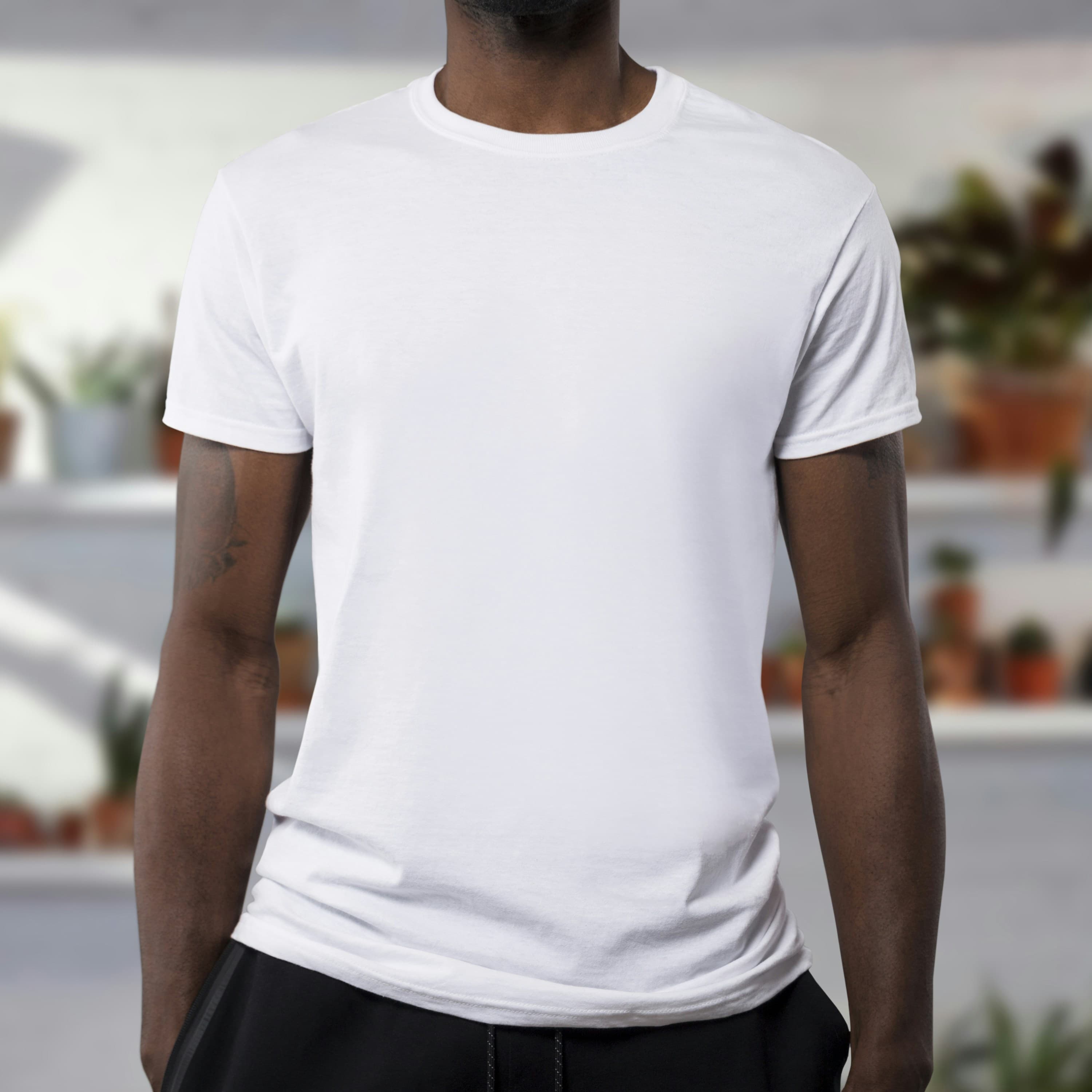 Runner Essential Tee - Streetwear