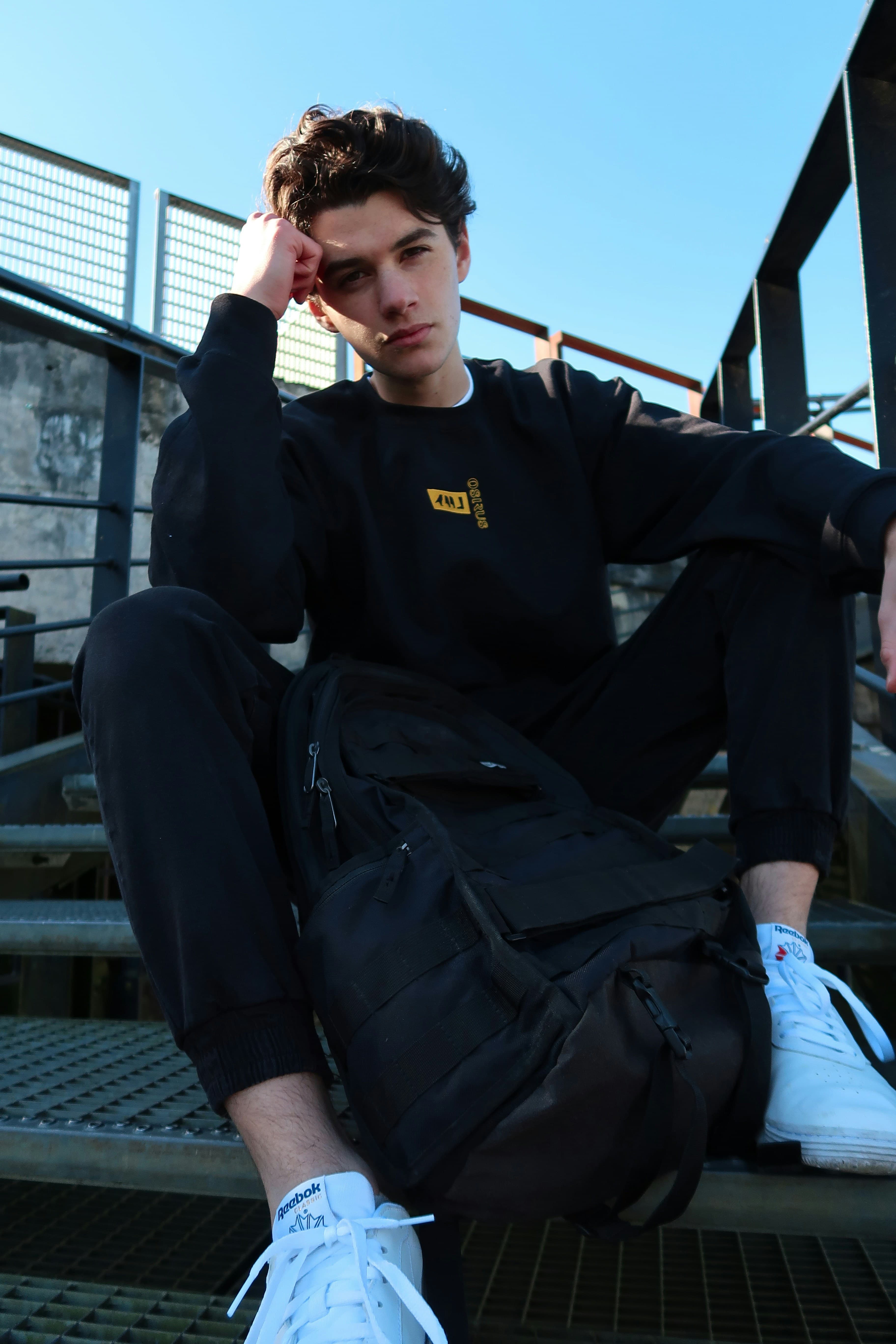 Thumbnail 3